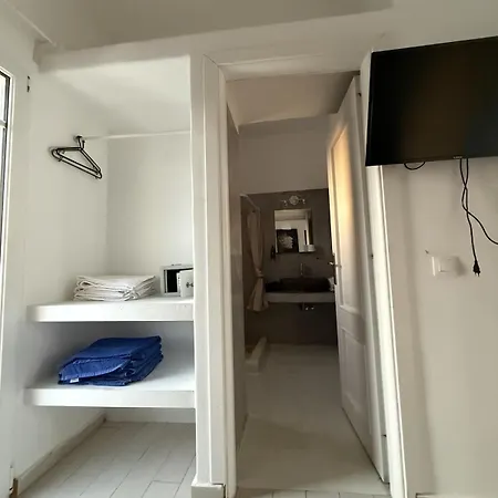 Klouvas Apartment